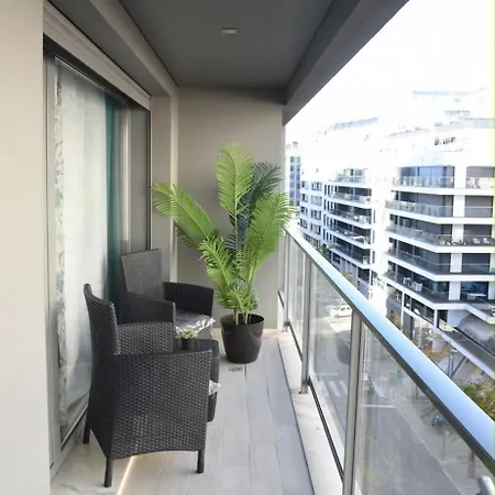 Alto Dos Moinhos * Лісабон