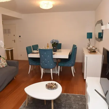 Apartman Alto Dos Moinhos