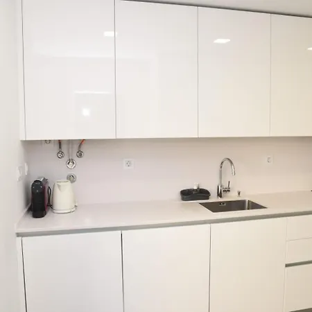 Apartman Alto Dos Moinhos *